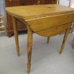 638 7402 DROP-LEAF TABLE